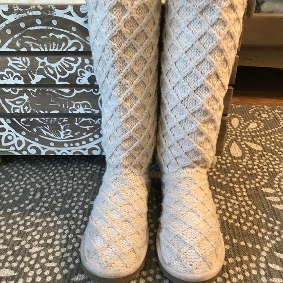 Ugg Boots Cardy Cream - Picture 2 of 5